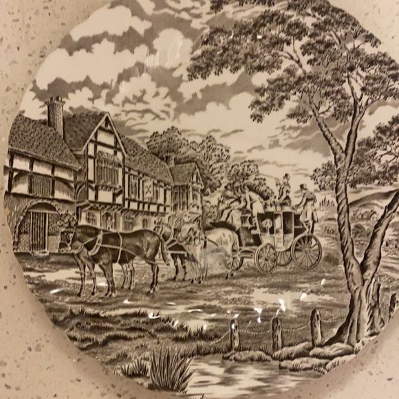 Staffordshire “Myott Royal Mail” hand engraved set of 2 plates - Picture 3 of 7